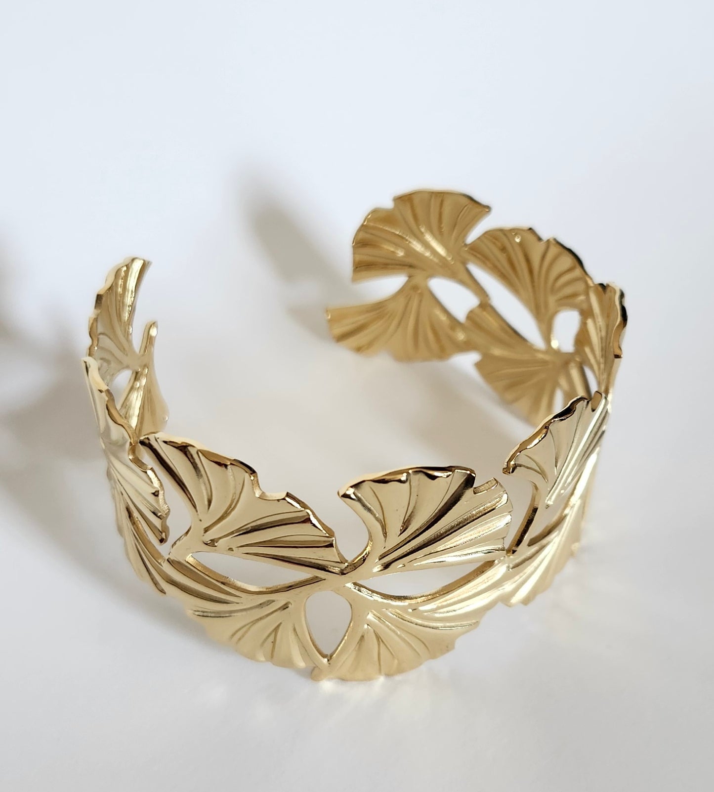 Bracelet jonc gingko
