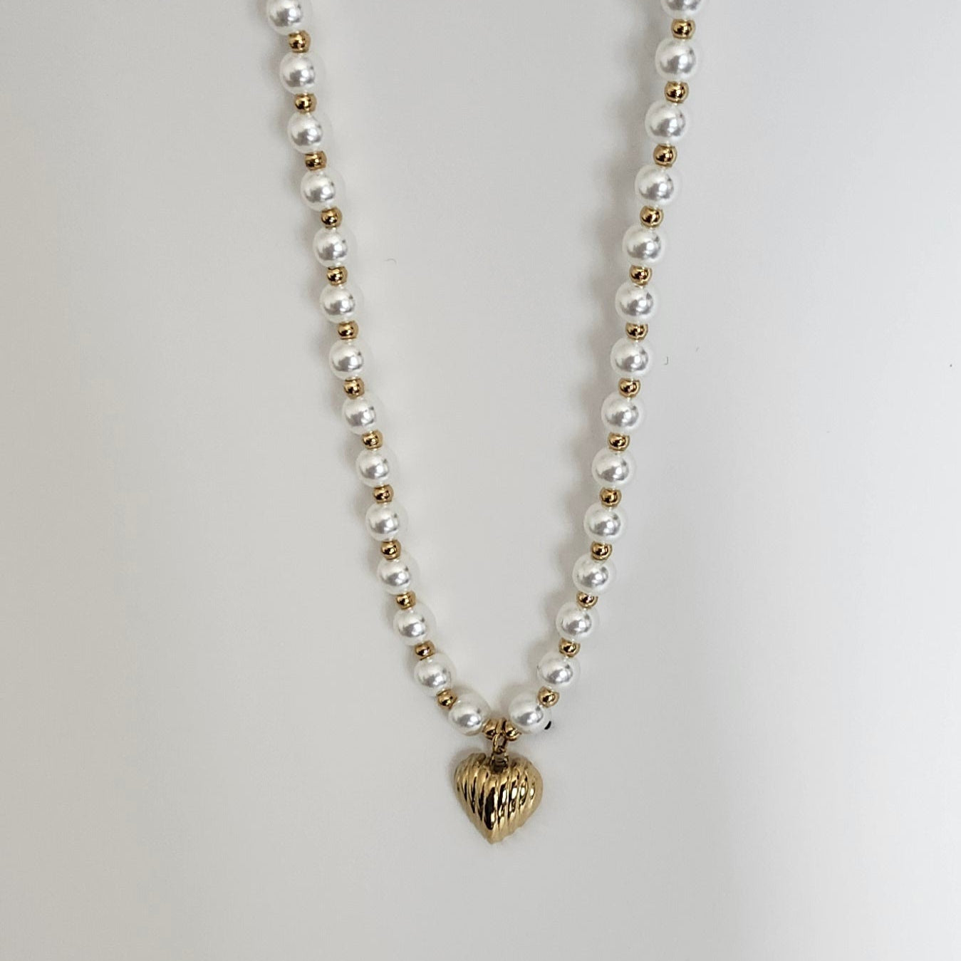 Collier perle synthétique