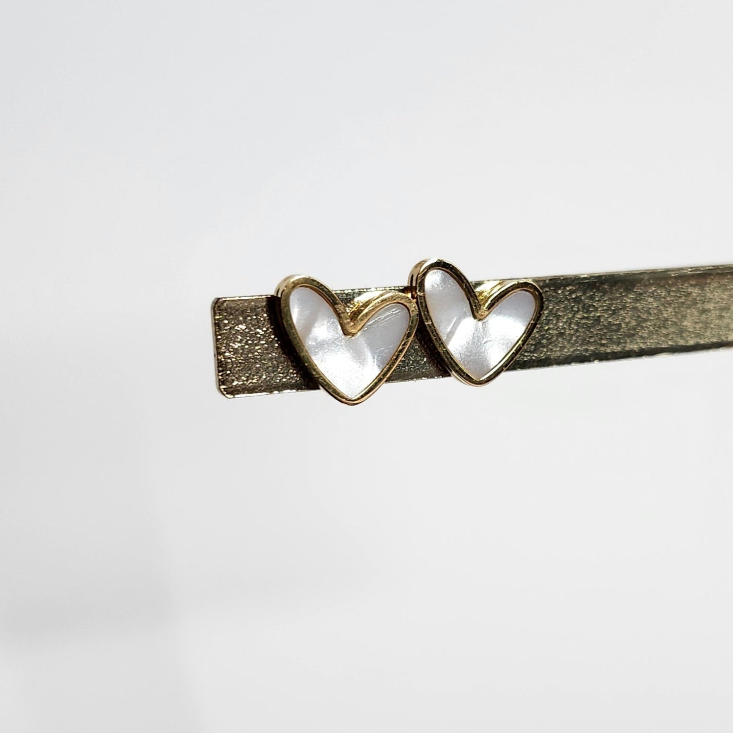 Boucle d'oreille Coeur blanc
