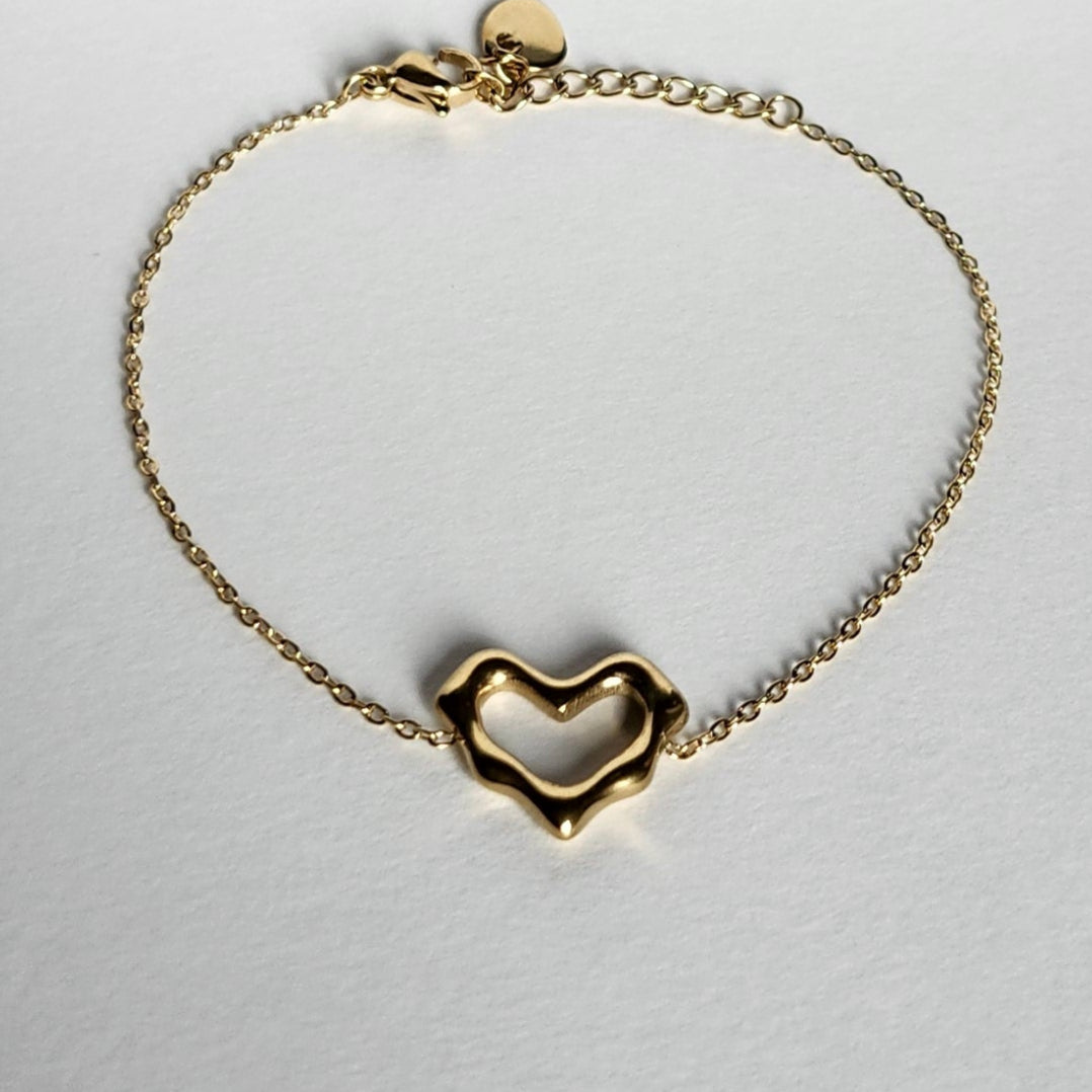 Bracelet Coeur finition courbé