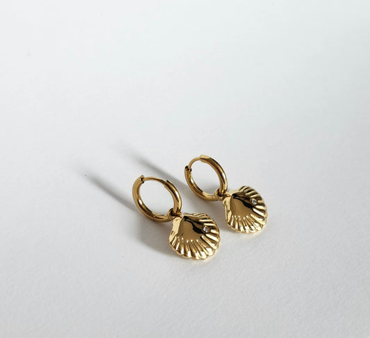 Boucle d'oreille Coquillage doré