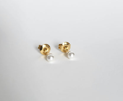 Boucle d'oreille petite perle