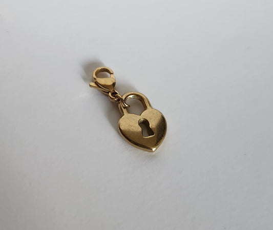 Charms cadenat en forme de coeur
