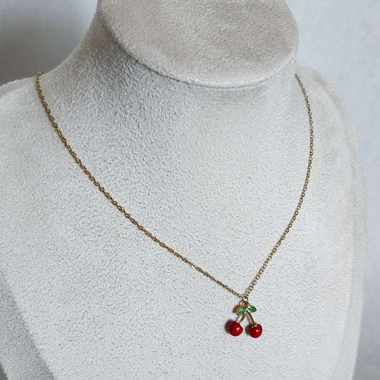Collier cerise