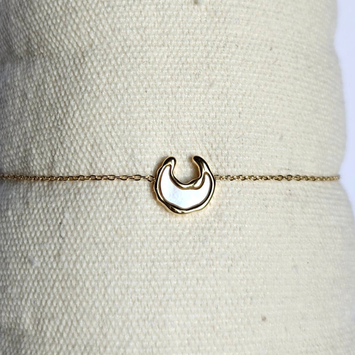 Bracelet fin Croissant de lune