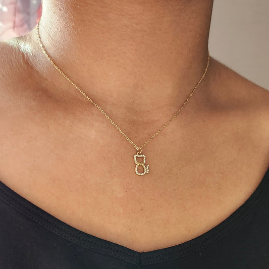 Collier fin chat élégant